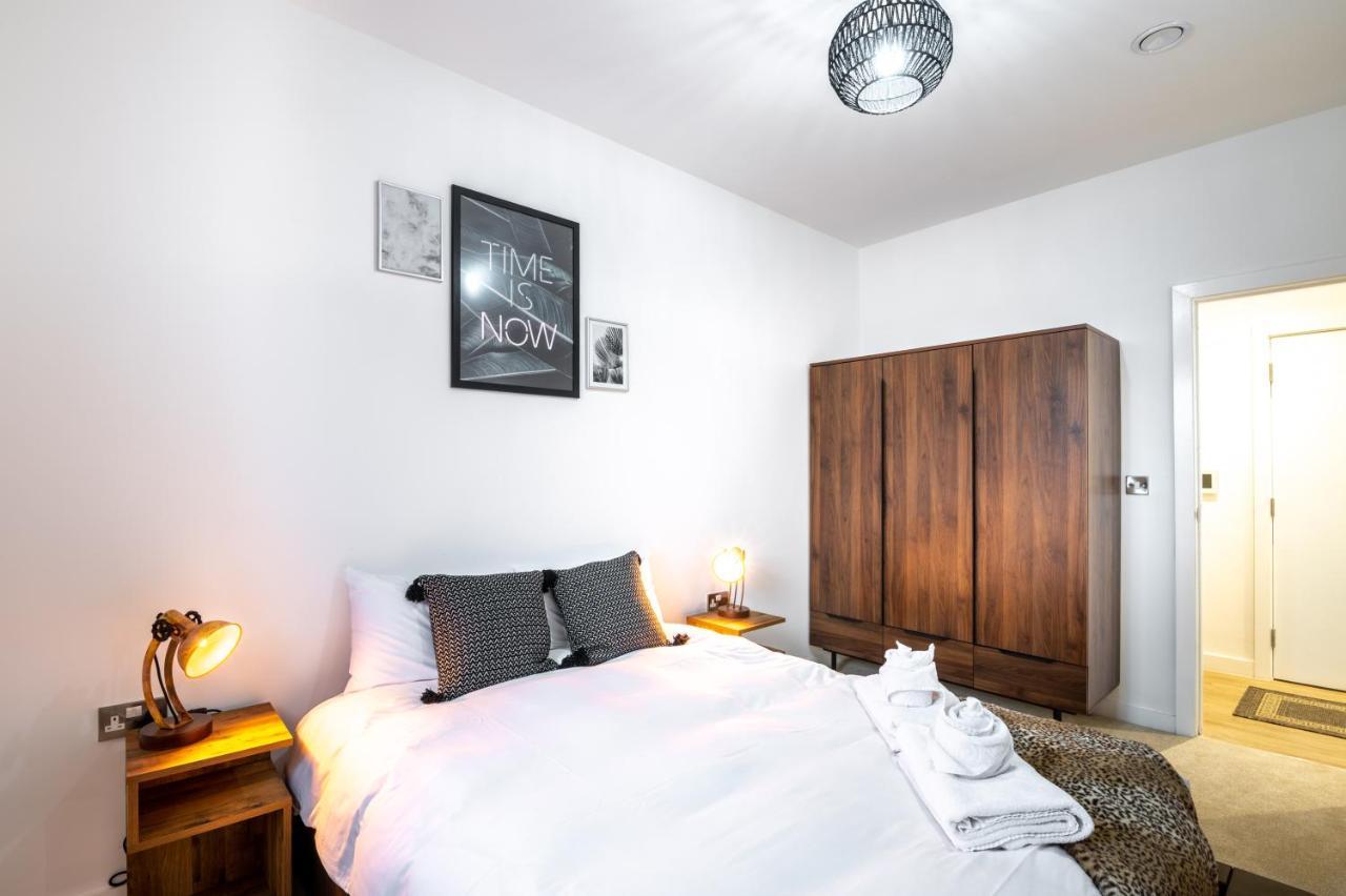 Comfy & Homely 2Bed Apartment - 5 Star Location Manchester Buitenkant foto