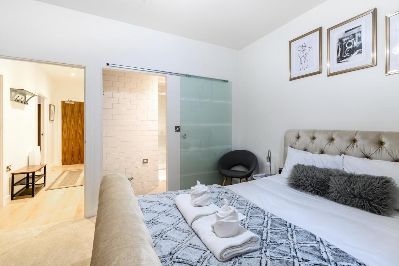 Comfy & Homely 2Bed Apartment - 5 Star Location Manchester Buitenkant foto